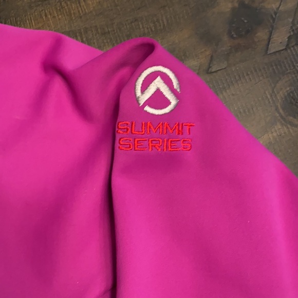 The North Face Women’s Wind Stopper Soft Shell Jacket - Picture 5 of 13